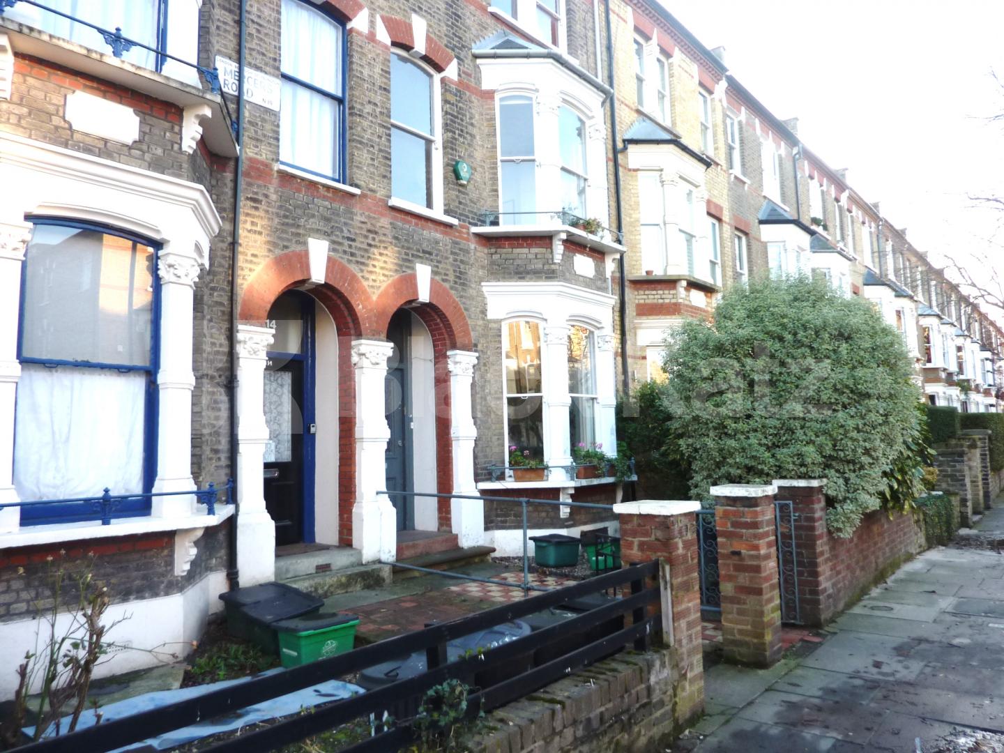 			1 Bedroom, 1 bath, 1 reception Flat			 Mercers Road, TUFNELL PARK 